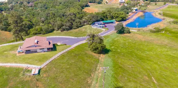 9325 Fraguero Rd, Sonora, CA 95370