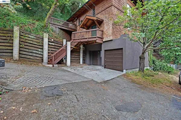 7360 Claremont Ave, Berkeley, CA 94705