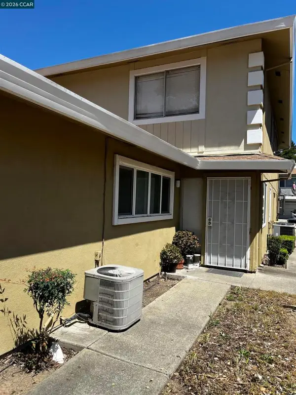 4375 Shining Star Dr #3, Sacramento, CA 95823