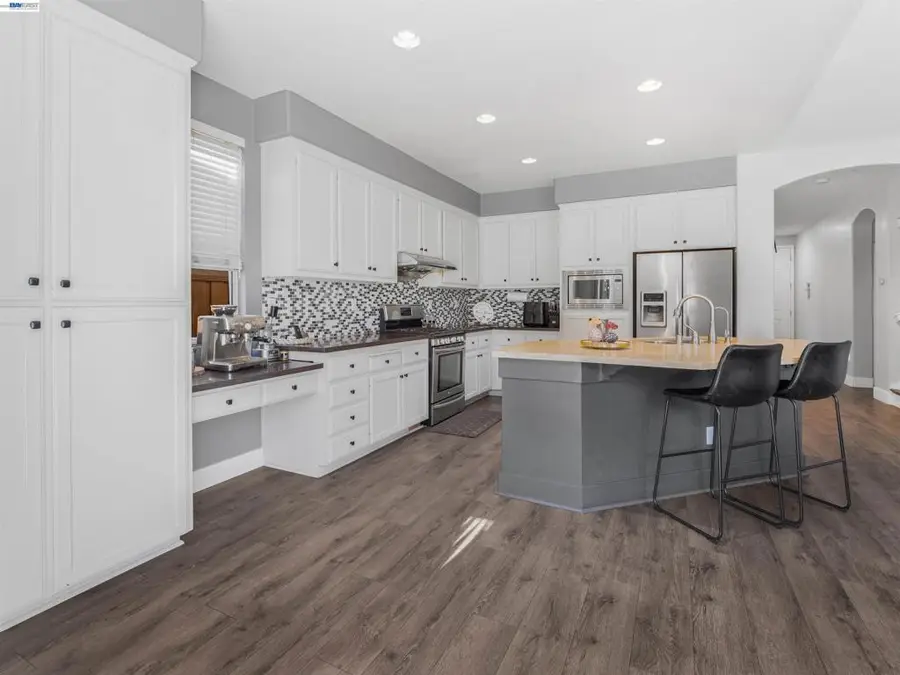 308 Arrowhead Way, Hayward, CA 94544 - #3