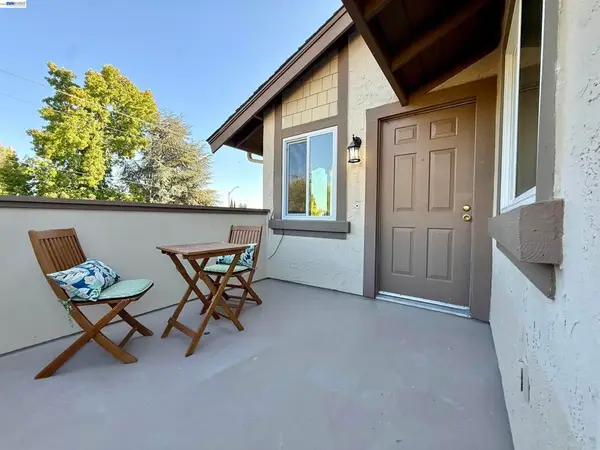 136 Hackamore Ln, Fremont, CA 94539