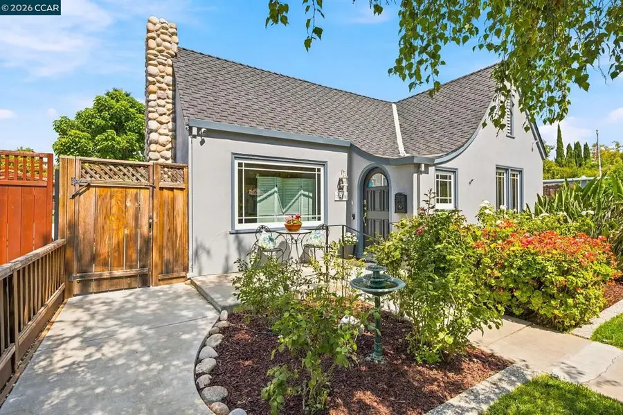 1455 Mckendrie St, San Jose, CA 95126 - #3