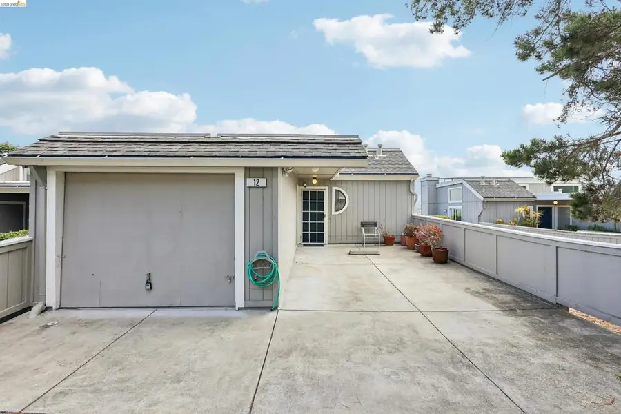 12 Madrid Ct, Novato, CA 94949 - #2