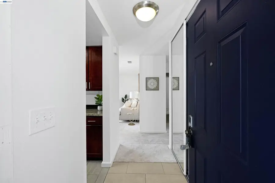 945 Fletcher Ln #A331, Hayward, CA 94544 - #3