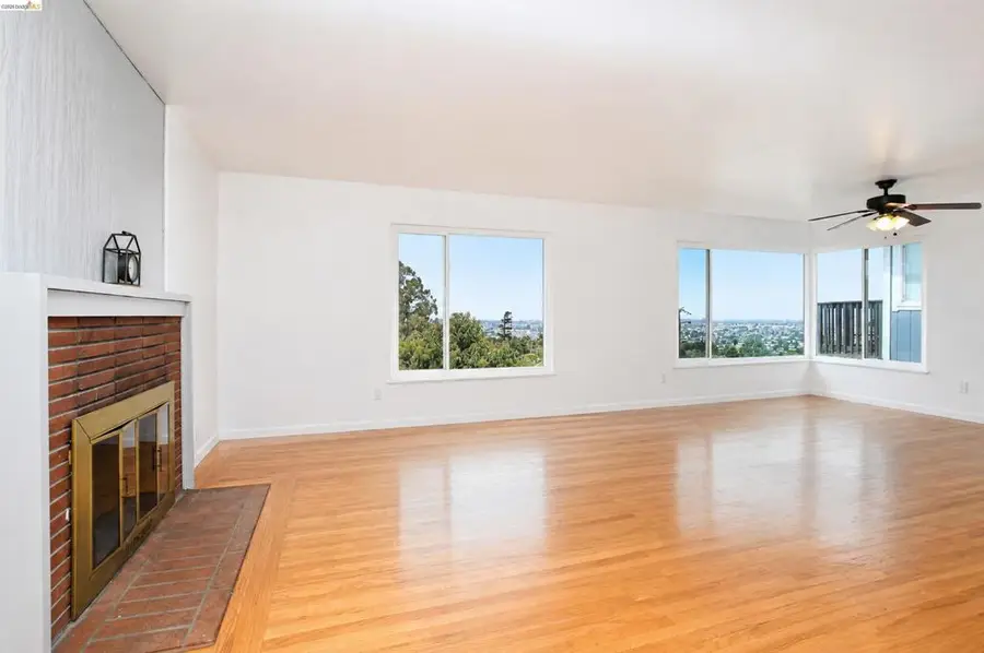 6556 Claremont Ave, Richmond, CA 94805 - #3