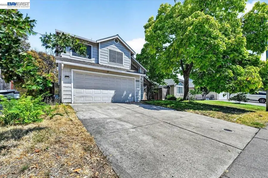 8265 Calla Way, Sacramento, CA 95828 - #2