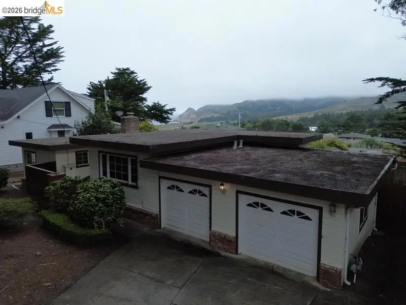 511 6th St, Montara, CA 94037 - #2