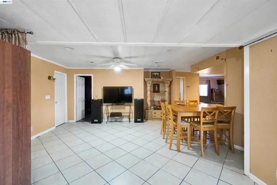 Address Withheld By Seller, Tracy, CA 95376 - #3