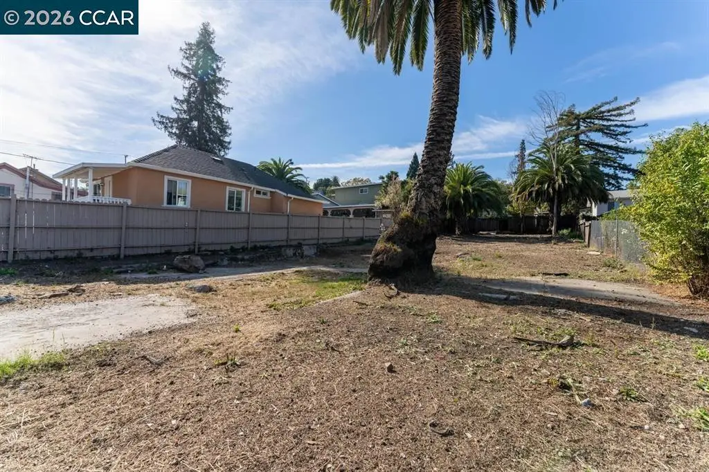 2011 Sacramento St, Vallejo, CA 94590 - #1