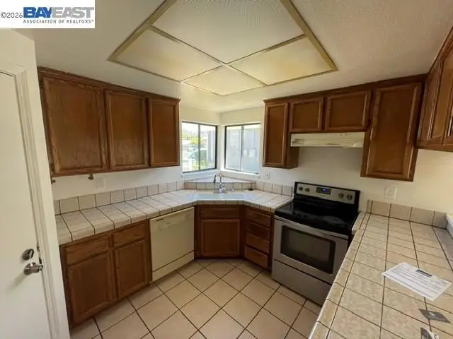29391 Taylor Ave, Hayward, CA 94544 - #3