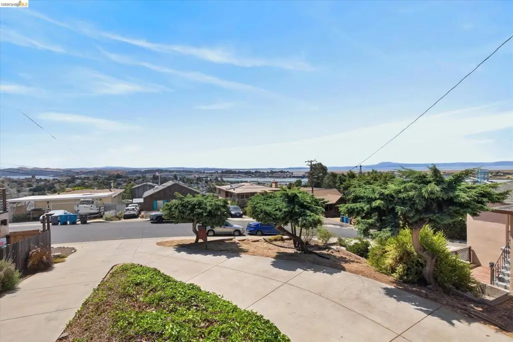 136 Craven St, Vallejo, CA 94590 - #1