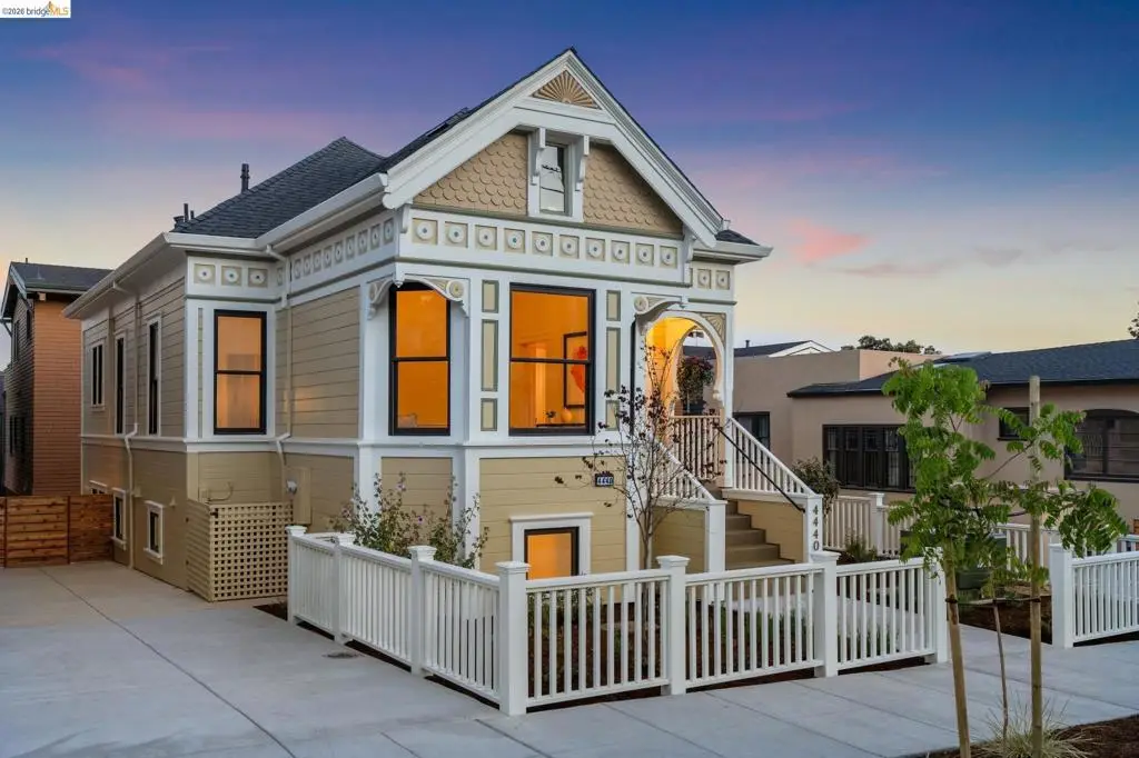 4440 Howe St, Oakland, CA 94611 - #1