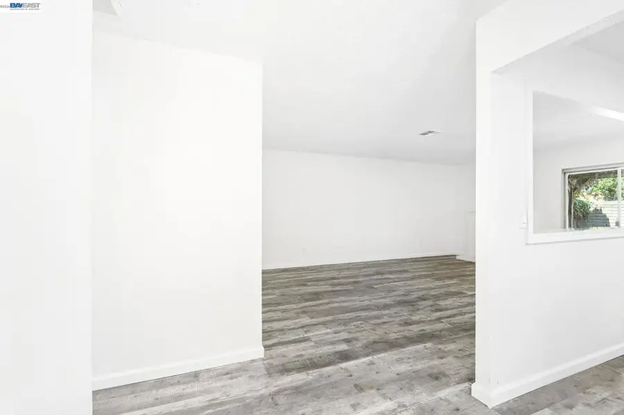 1247 Johnson Ct, Tracy, CA 95376 - #3