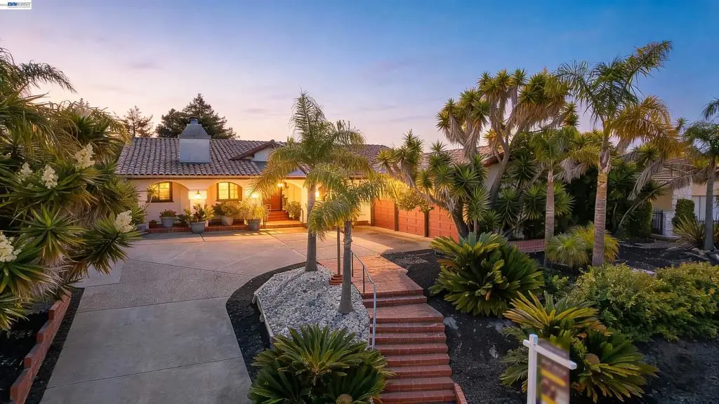 16989 Brierly Ct, Castro Valley, CA 94546 - #1