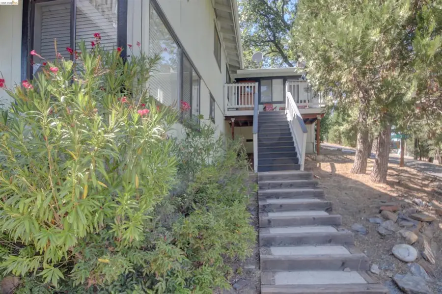 20097 Ridgecrest Way, Groveland, CA 95321 - #2