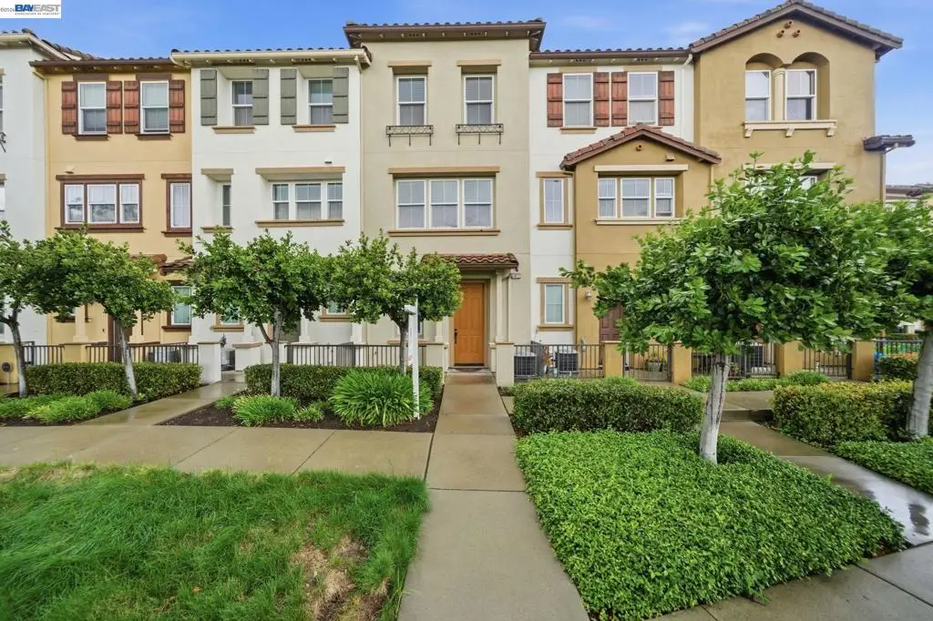 1012 Martin Luther King Dr, Hayward, CA 94541 - #1
