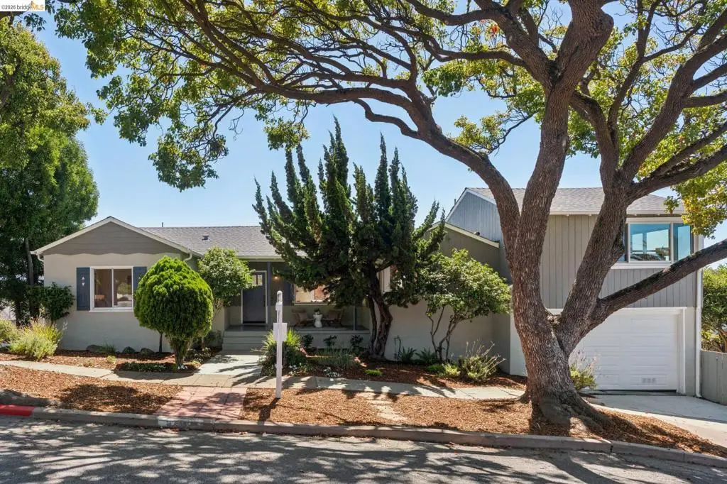 5718 Burlingame Ave, Richmond, CA 94804 - #1
