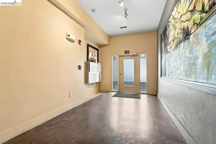 675 8th St #3, Oakland, CA 94607 - #3