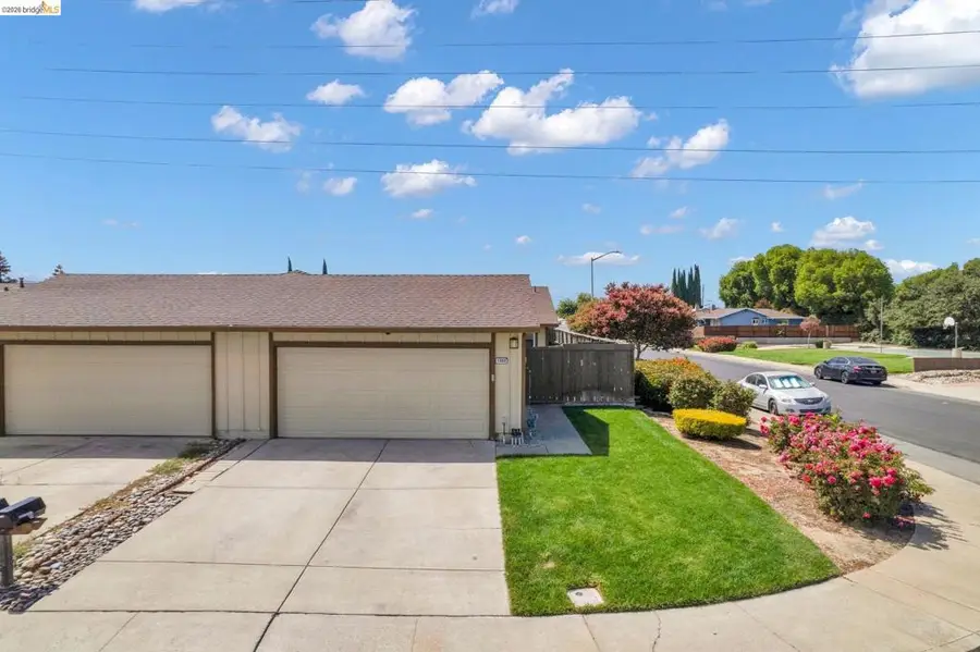 1300 Trembath Ln, Antioch, CA 94509 - #2