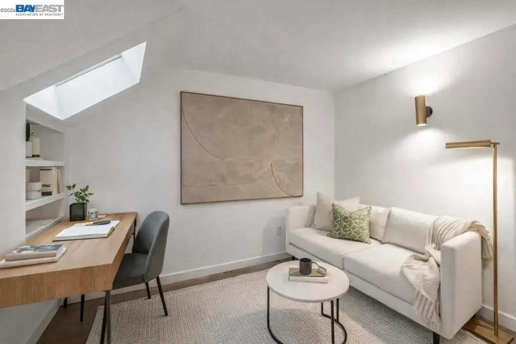 201 4th St #408, Oakland, CA 94607 - #1