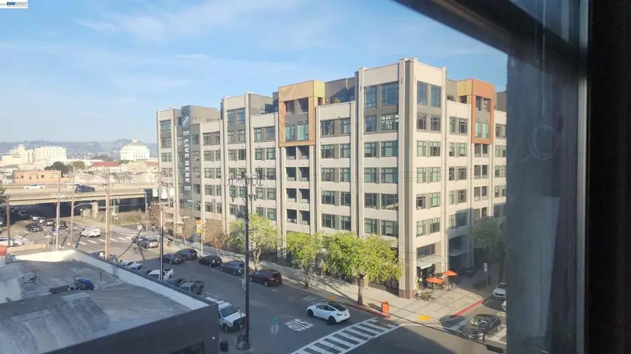 201 4th St #408, Oakland, CA 94607 - #3
