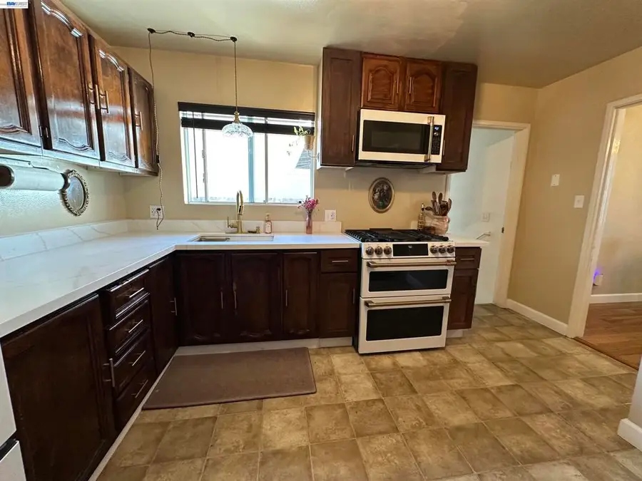18567 Hunter Ave, San Lorenzo, CA 94541 - #3