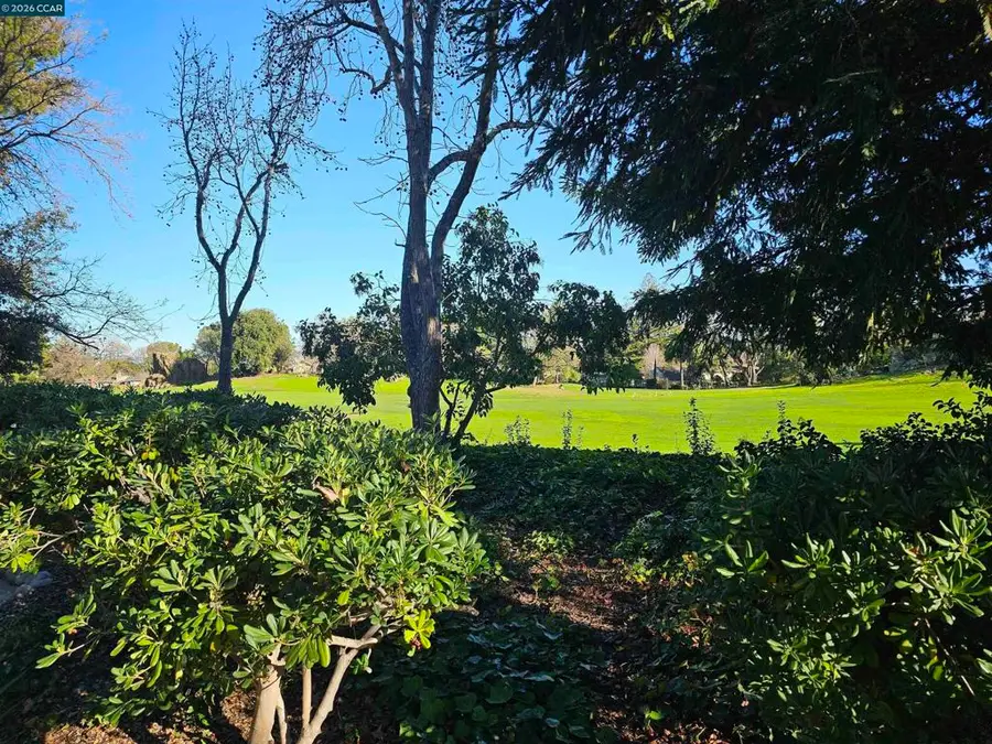 1471 Marchbanks Dr #2, Walnut Creek, CA 94598 - #3