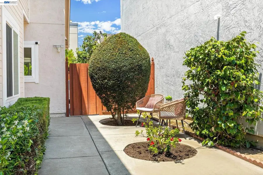 5439 Sunstar Commons, Fremont, CA 94555 - #3
