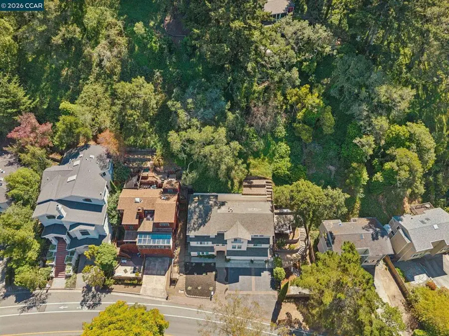 5535 Moraga Ave, Oakland, CA 94611 - #3