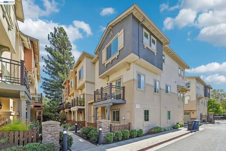 1252 Detroit Ave #5, Concord, CA 94520 - #3