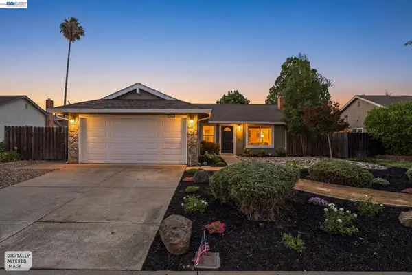 1665 Honeysuckle Rd, Livermore, CA 94551