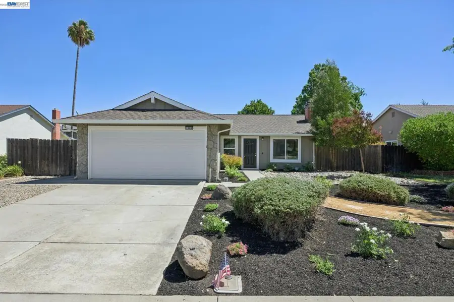 1665 Honeysuckle Rd, Livermore, CA 94551 - #2