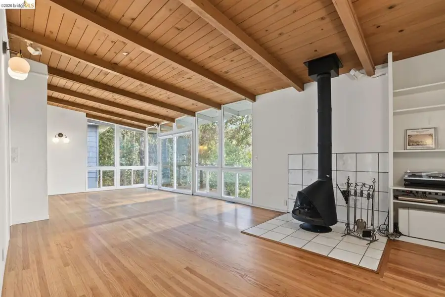 Address Withheld By Seller, Oakland, CA 94619 - #2