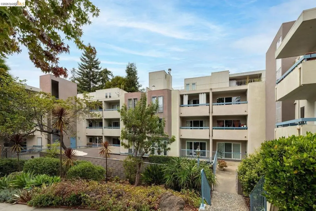 385 Jayne Ave #109, Oakland, CA 94610 - #1