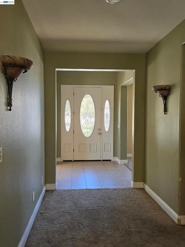 1896 Lourdes Court, Tracy, CA 59304 - #3