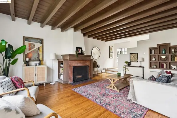 208 Lee St, Oakland, CA 94610
