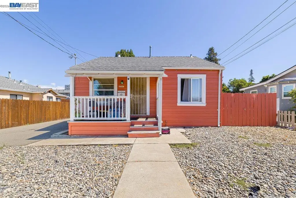 24024 Park St, Hayward, CA 94541 - #1