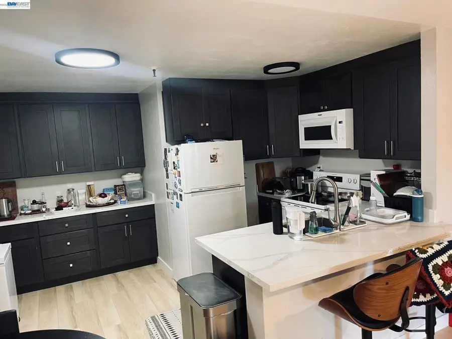 303 Adams St #109, Oakland, CA 94610 - #3