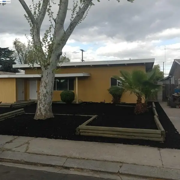 606 Placid Ln, Modesto, CA 95351