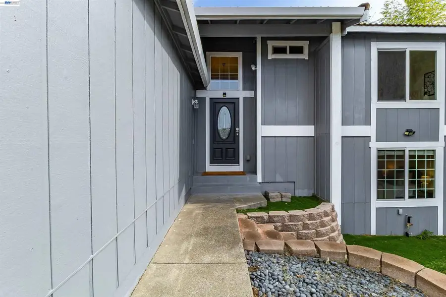 4087 Mozart Dr, Richmond, CA 94803 - #3