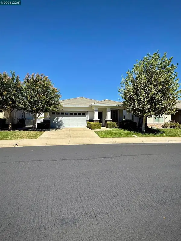 1010 Centennial Dr, Brentwood, CA 94513