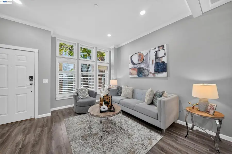 206 Grayson Ter, San Jose, CA 95126 - #3