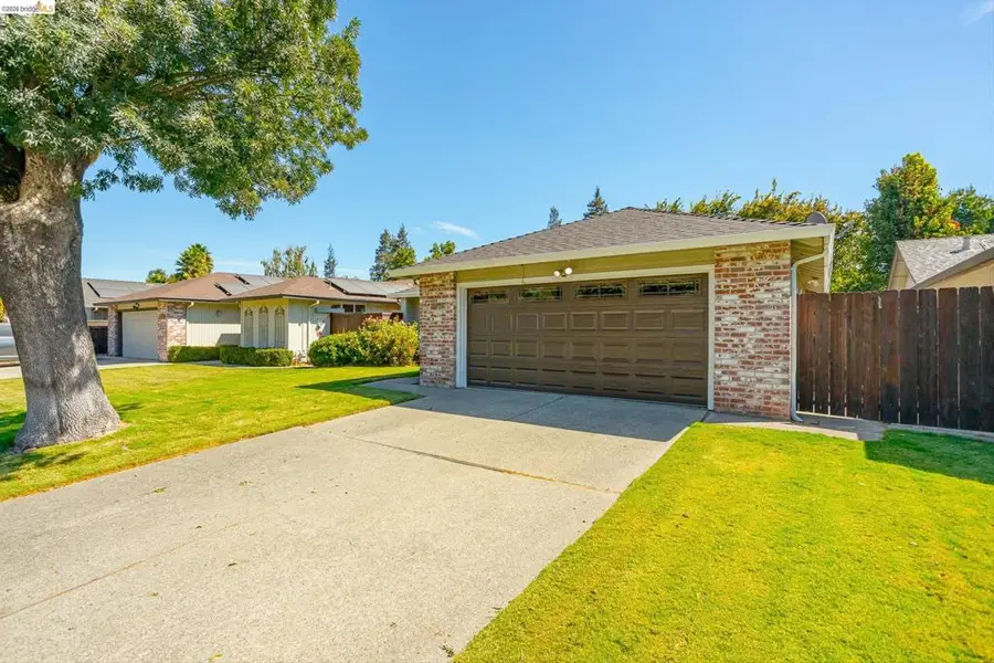 5918 Land View Dr, Stockton, CA 95219 - #3