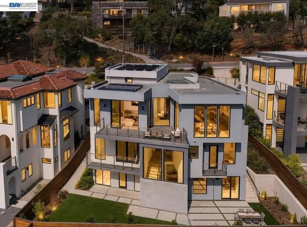 1026 Grizzly Peak Blvd, Berkeley, CA 94708 - #1