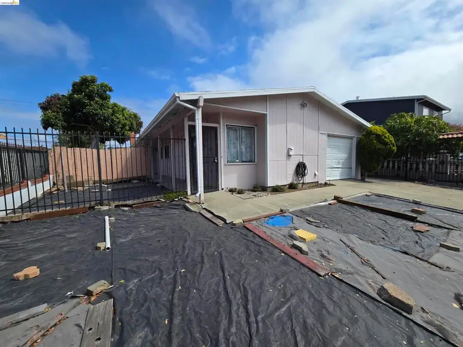 4713 Cutting Blvd, Richmond, CA 94804 - #2
