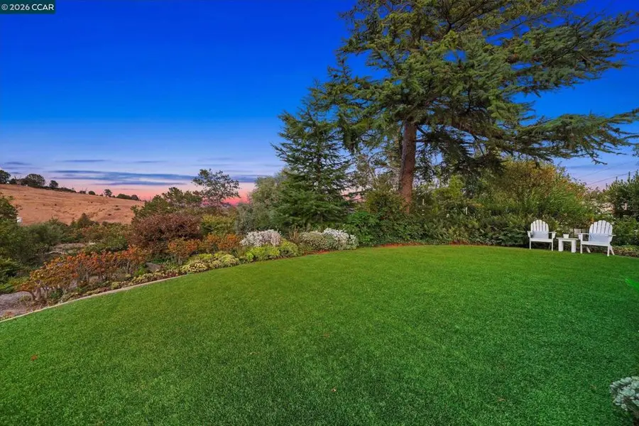 26 Ravenhill Ln, Moraga, CA 94556 - #2