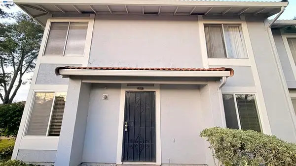4994 Bridgepointe Pl, Union City, CA 94587