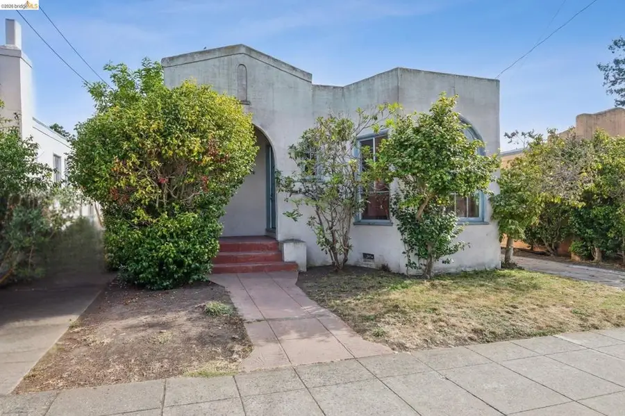 2144 Oregon St, Berkeley, CA 94705 - #2