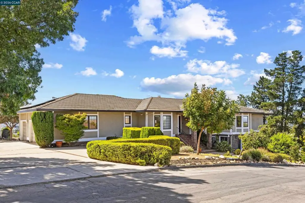 840 Ridge Dr, Concord, CA 94518 - #1