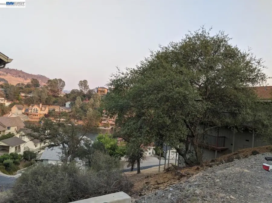 345 Thomson Ln, Copperopolis, CA 95228 - #3